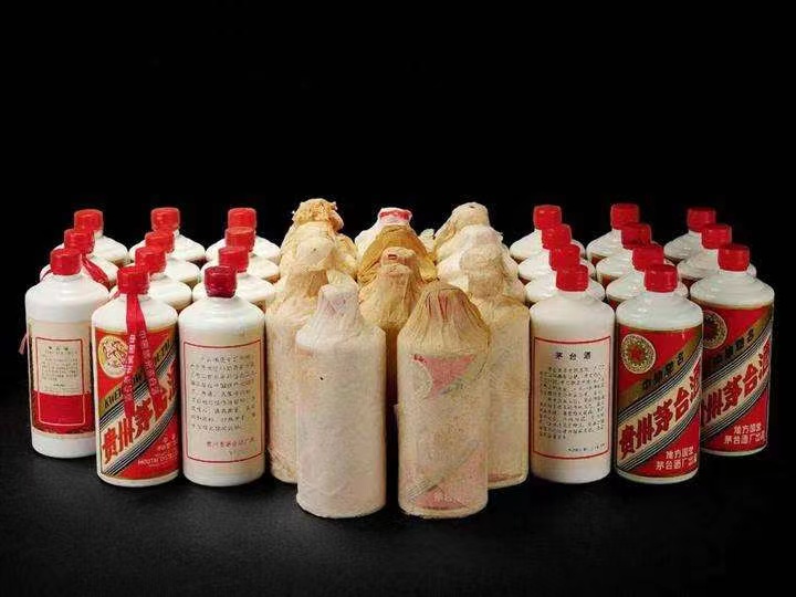 吴川日照岚山回收酒价格哪里回收(附近上门回收茅台酒）?